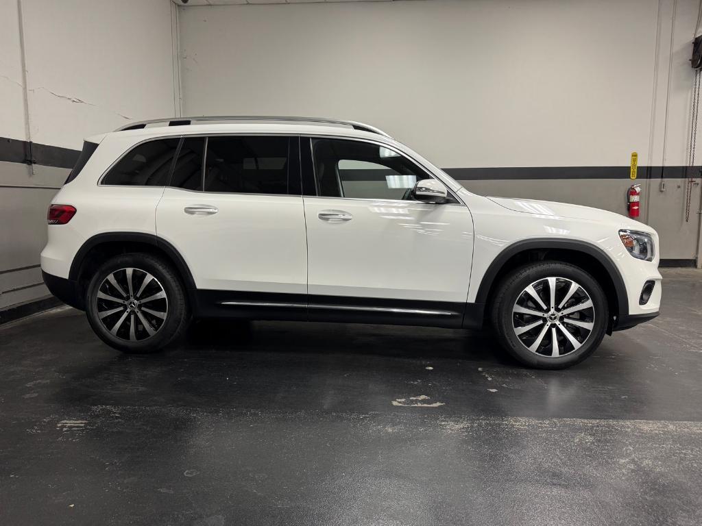 used 2022 Mercedes-Benz GLB 250 car, priced at $22,555