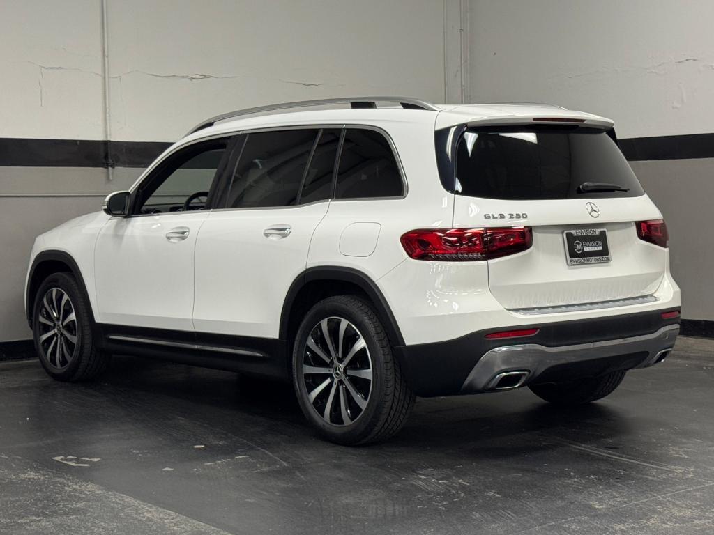 used 2022 Mercedes-Benz GLB 250 car, priced at $22,555