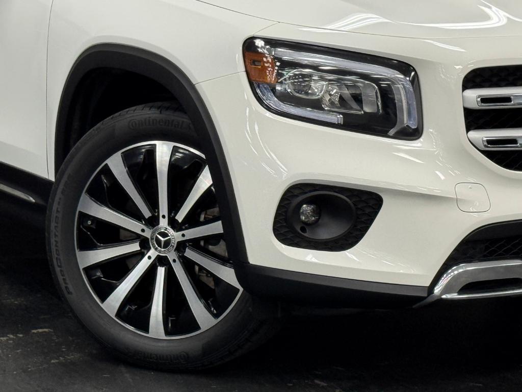 used 2022 Mercedes-Benz GLB 250 car, priced at $22,555