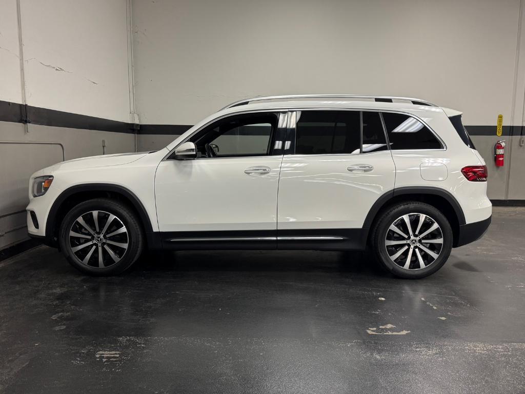 used 2022 Mercedes-Benz GLB 250 car, priced at $22,555