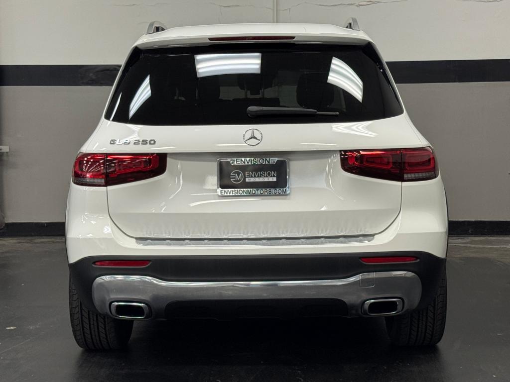 used 2022 Mercedes-Benz GLB 250 car, priced at $22,555