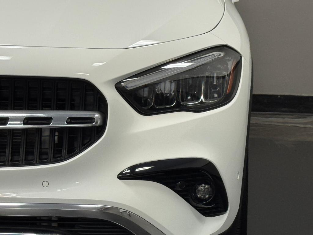 used 2025 Mercedes-Benz GLA 250 car, priced at $42,999