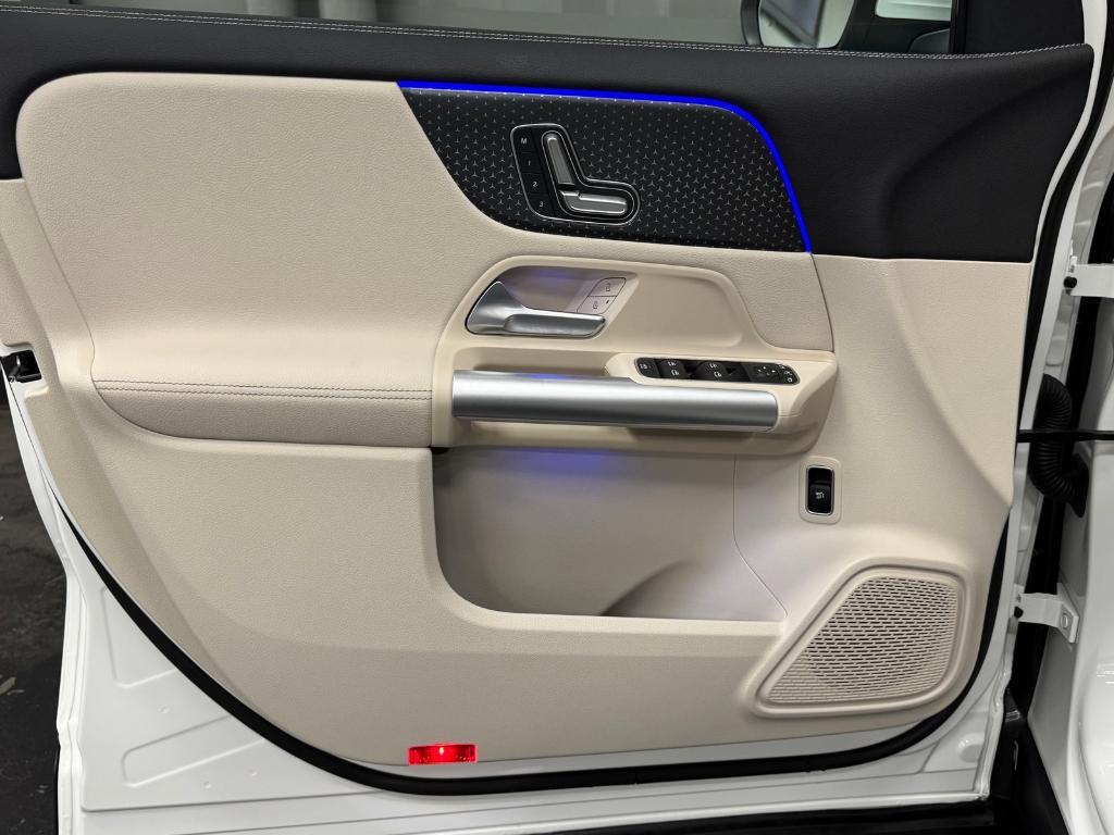 used 2025 Mercedes-Benz GLA 250 car, priced at $42,999