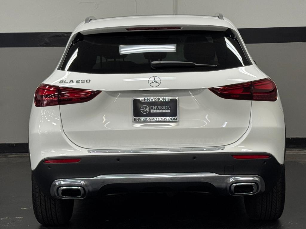 used 2025 Mercedes-Benz GLA 250 car, priced at $42,999