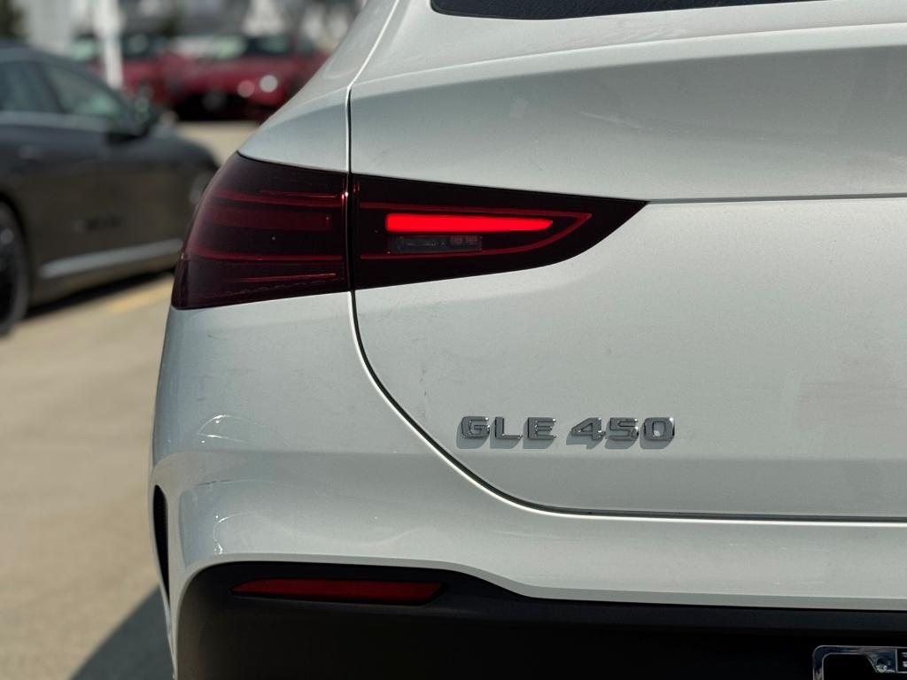 new 2026 Mercedes-Benz GLE 450 car, priced at $85,215
