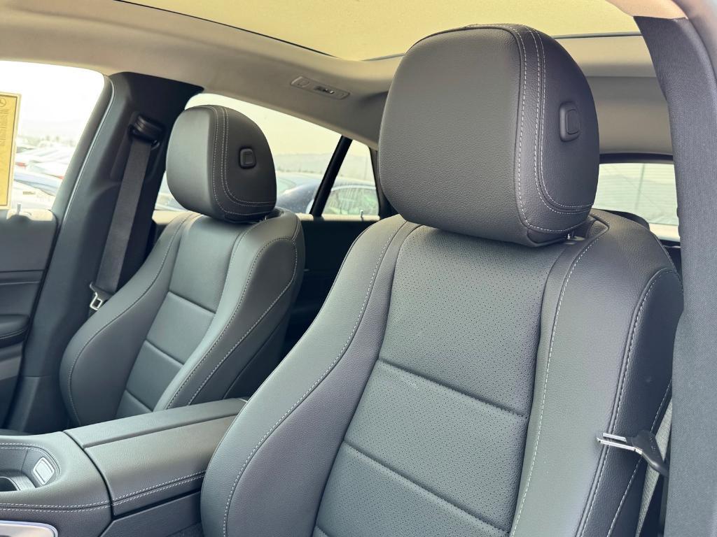 new 2026 Mercedes-Benz GLE 450 car, priced at $85,215