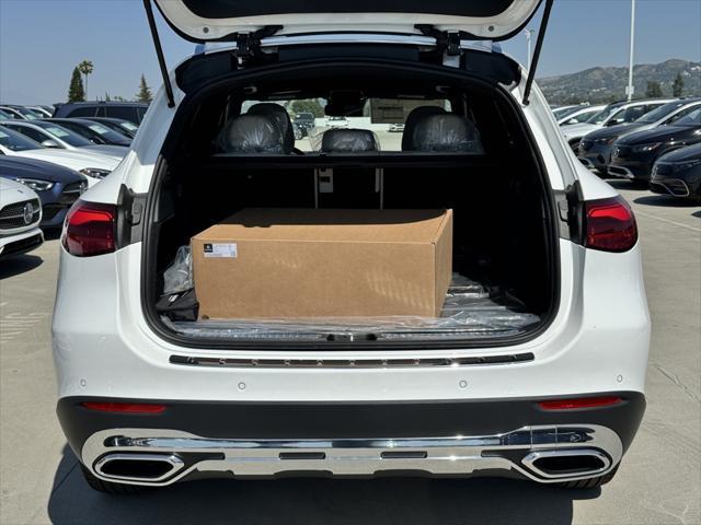 new 2024 Mercedes-Benz GLC 300 car, priced at $54,395