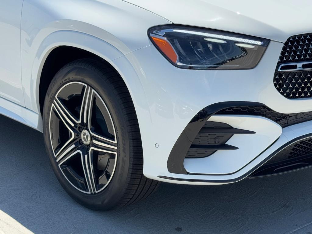 new 2026 Mercedes-Benz GLE 450 car, priced at $81,415