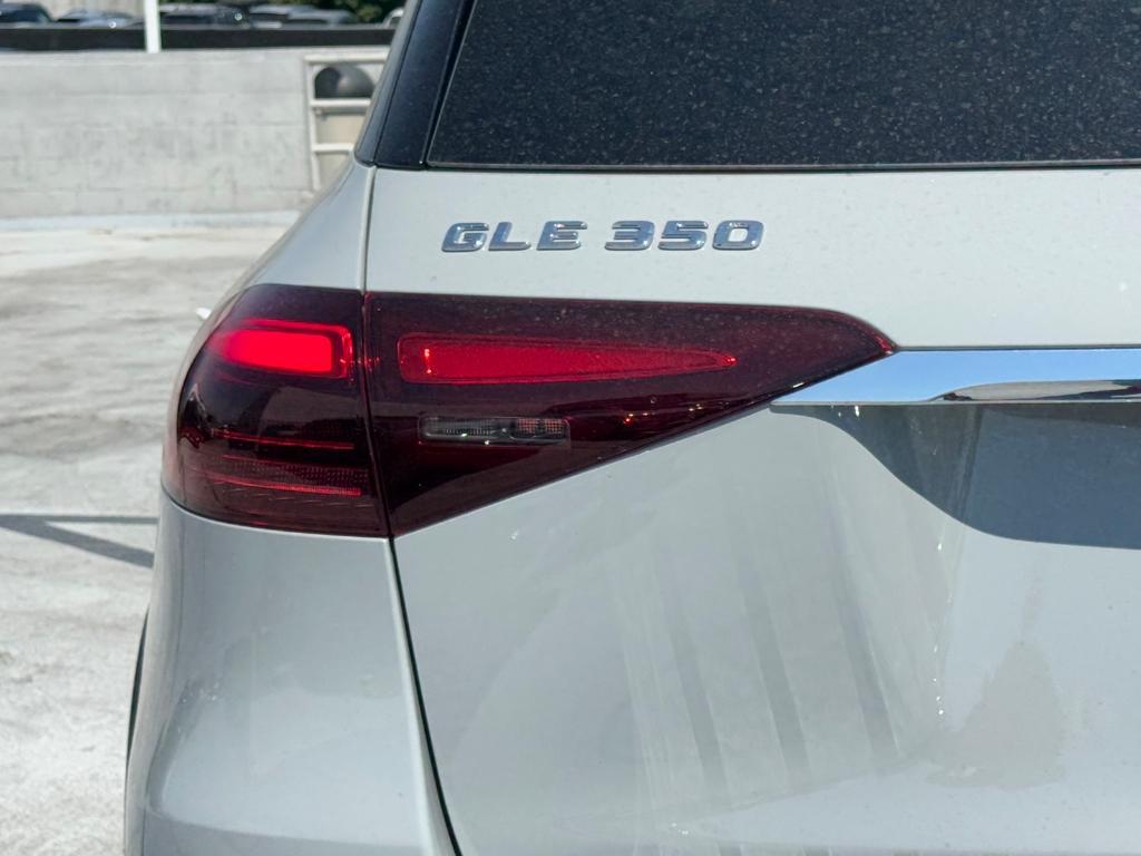 new 2026 Mercedes-Benz GLE 350 car, priced at $70,000