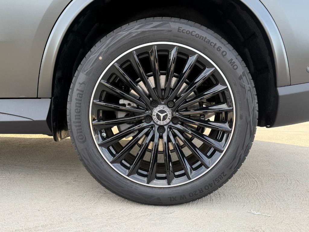 new 2026 Mercedes-Benz GLC 300 car, priced at $66,365