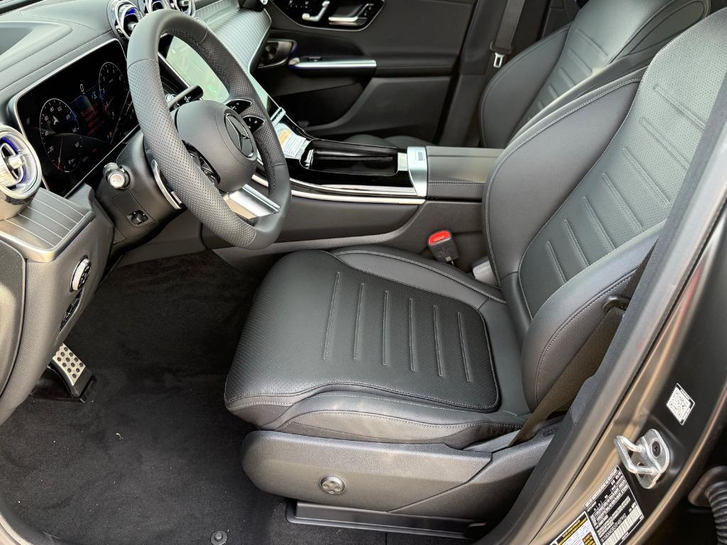 new 2026 Mercedes-Benz GLC 300 car, priced at $66,365