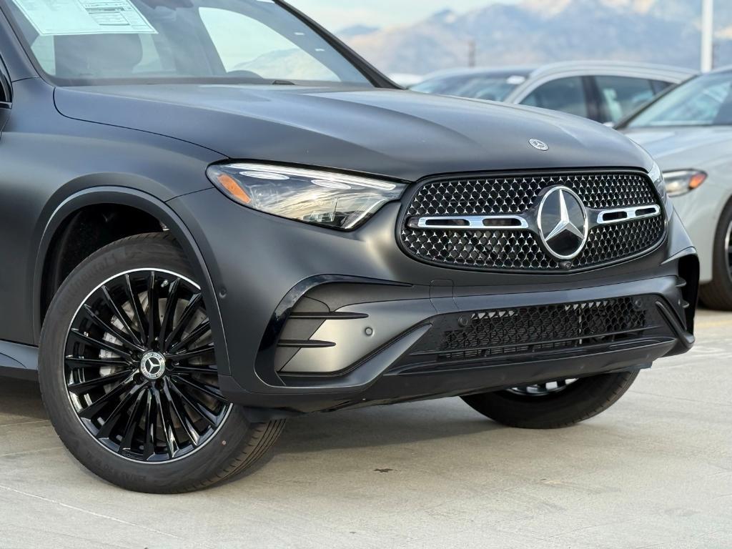 new 2026 Mercedes-Benz GLC 300 car, priced at $66,365
