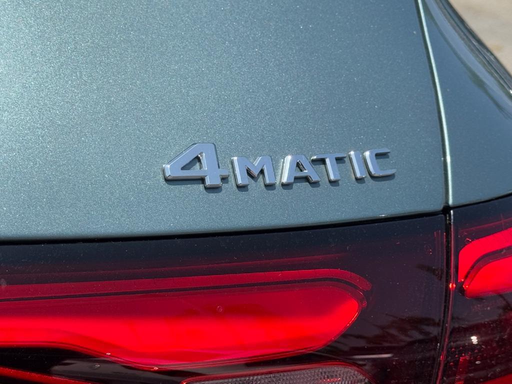 new 2025 Mercedes-Benz GLC 300 car, priced at $63,165