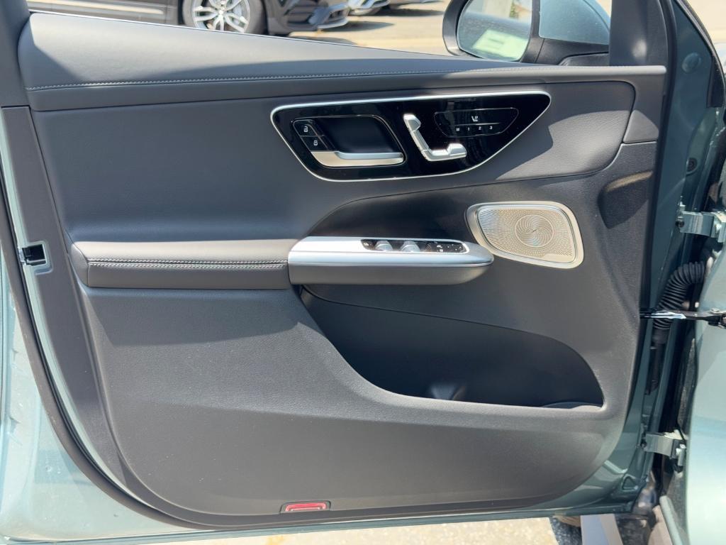 new 2025 Mercedes-Benz GLC 300 car, priced at $63,165