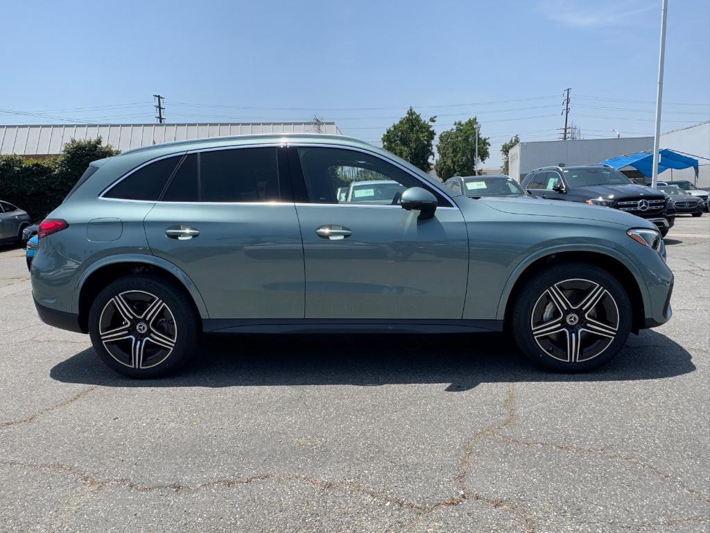 new 2025 Mercedes-Benz GLC 300 car, priced at $63,165