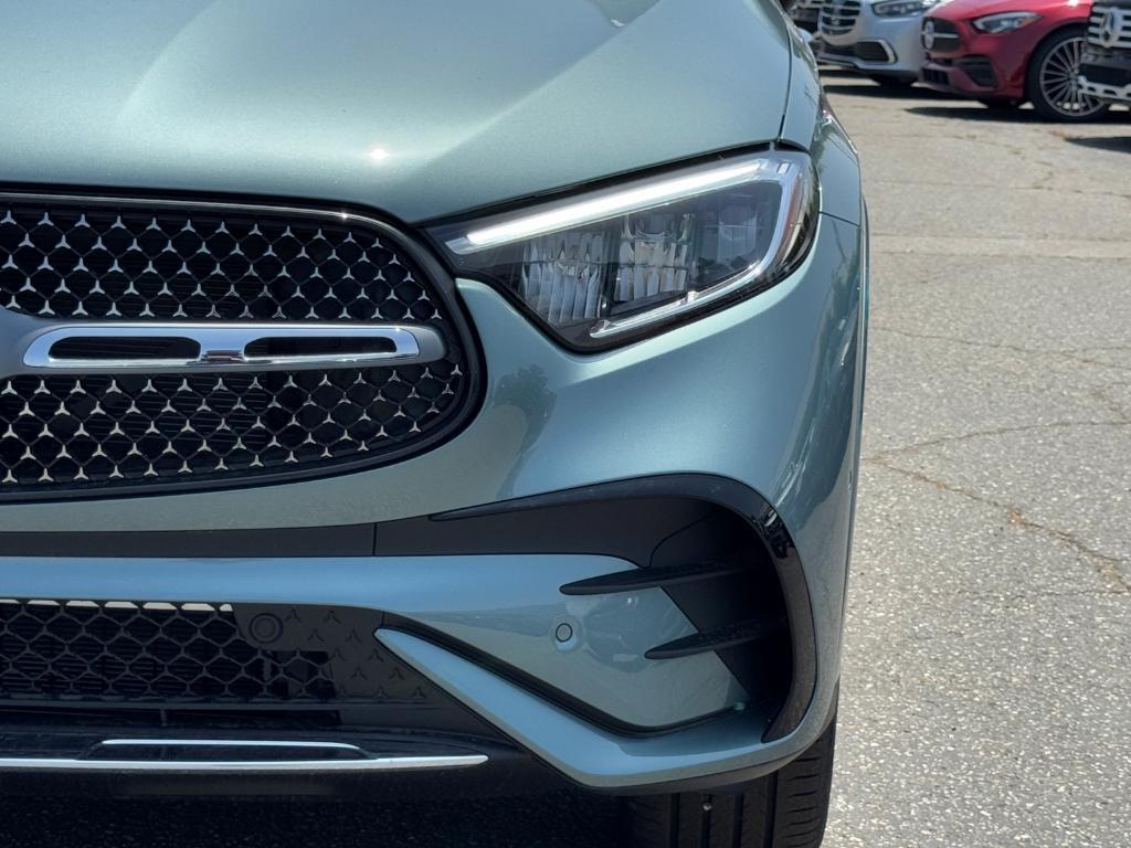 new 2025 Mercedes-Benz GLC 300 car, priced at $63,165