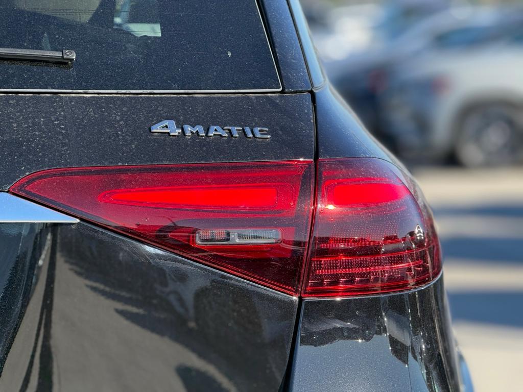 new 2026 Mercedes-Benz GLE 450 car, priced at $81,800