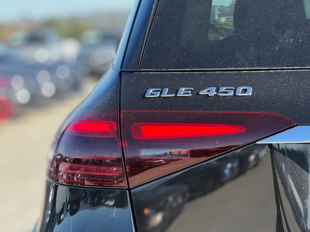 new 2026 Mercedes-Benz GLE 450 car, priced at $81,800