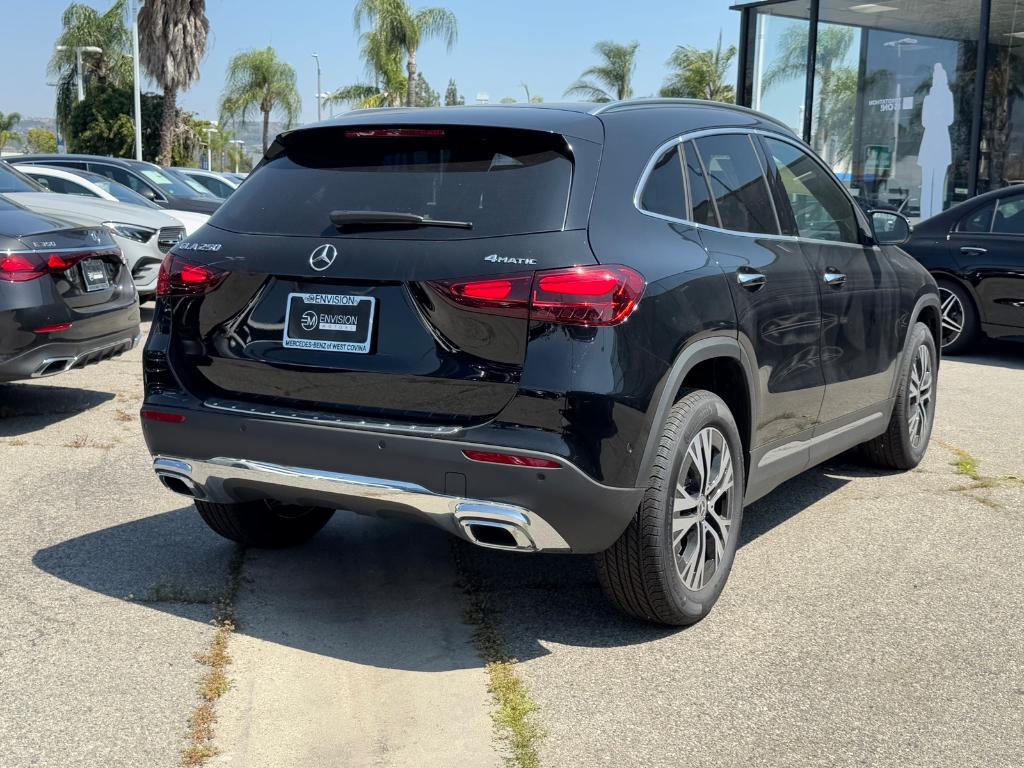 new 2025 Mercedes-Benz GLA 250 car, priced at $47,295