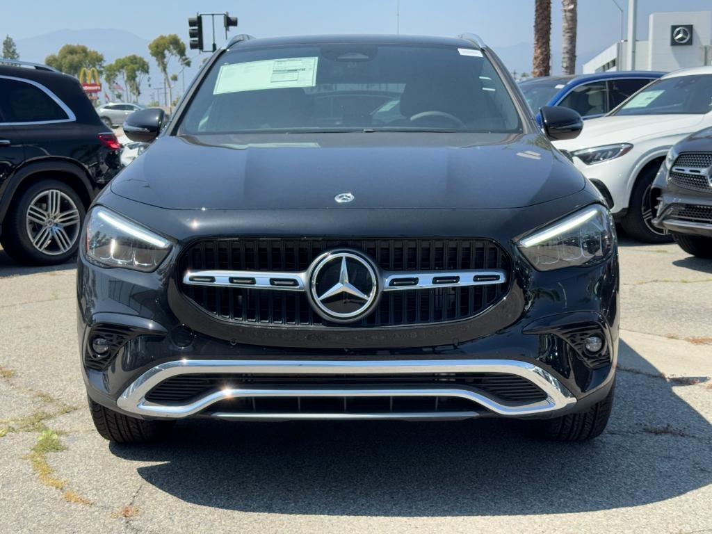 new 2025 Mercedes-Benz GLA 250 car, priced at $47,295