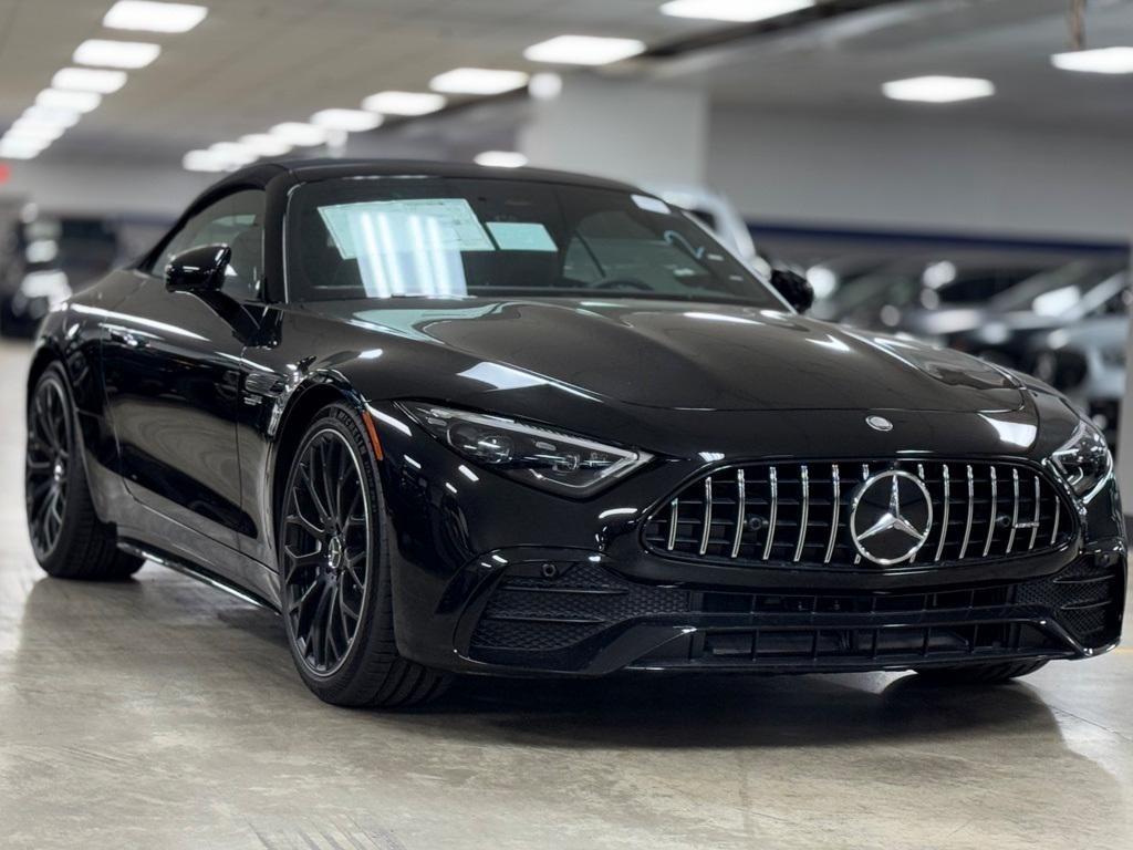 new 2025 Mercedes-Benz AMG SL 43 car, priced at $120,330