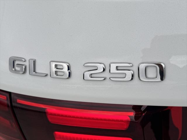 new 2024 Mercedes-Benz GLB 250 car, priced at $49,490