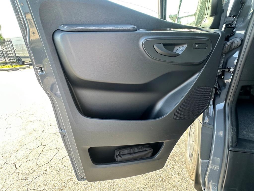 new 2025 Mercedes-Benz Sprinter 2500 car, priced at $63,595