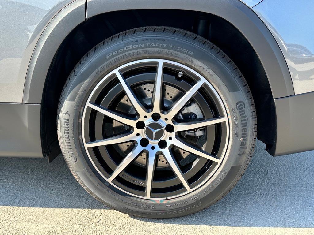 new 2025 Mercedes-Benz AMG GLB 35 car, priced at $62,360