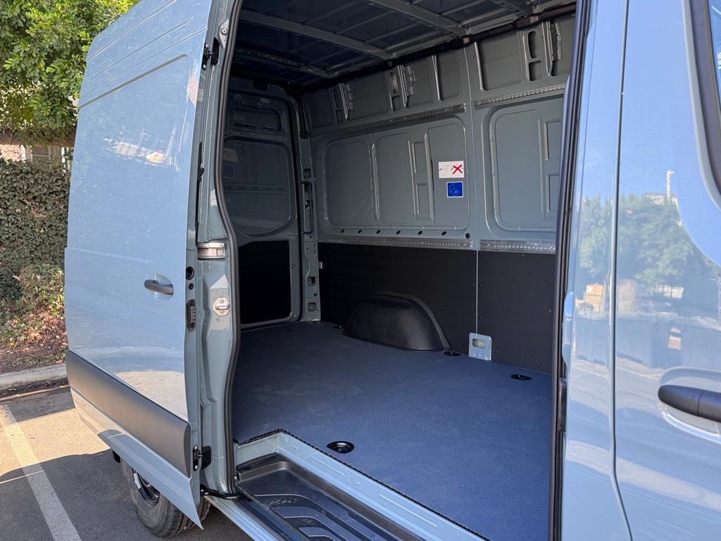 new 2025 Mercedes-Benz Sprinter 2500 car, priced at $67,073