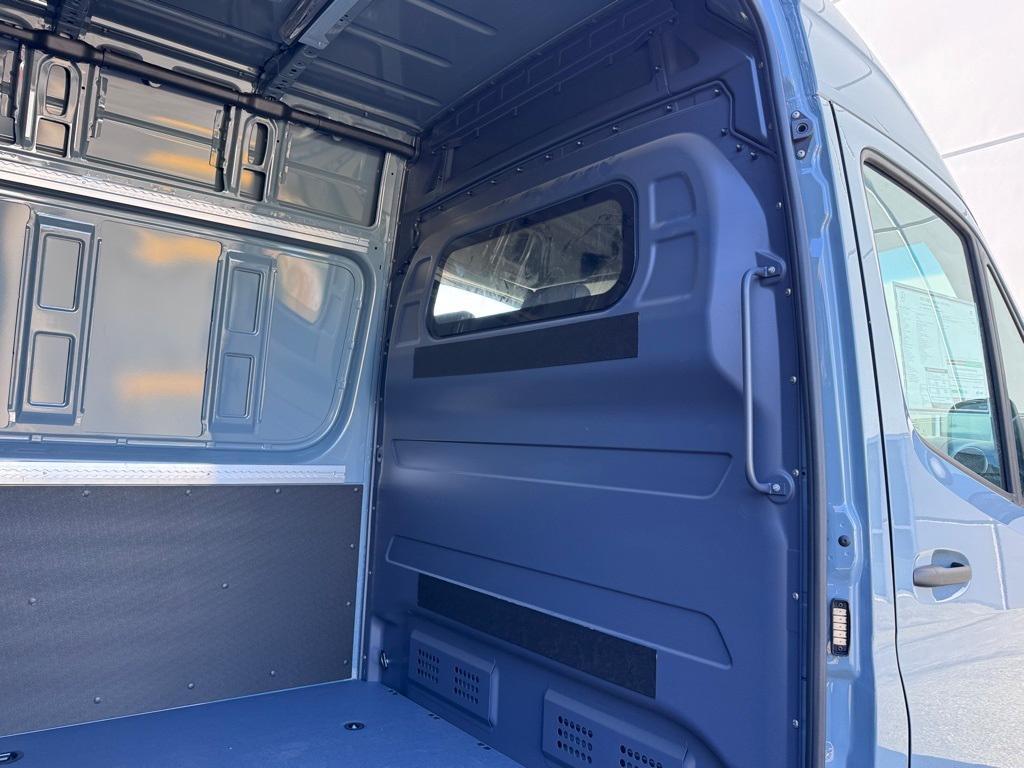 new 2025 Mercedes-Benz Sprinter 2500 car, priced at $67,073