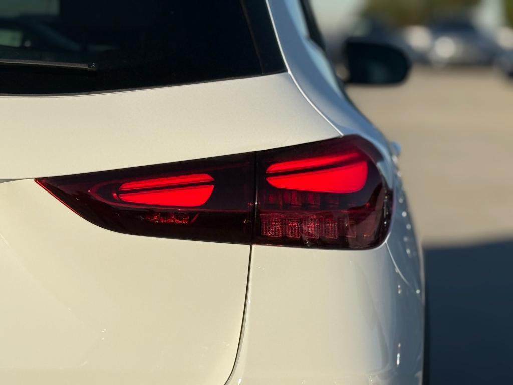 new 2026 Mercedes-Benz GLA 250 car, priced at $45,130