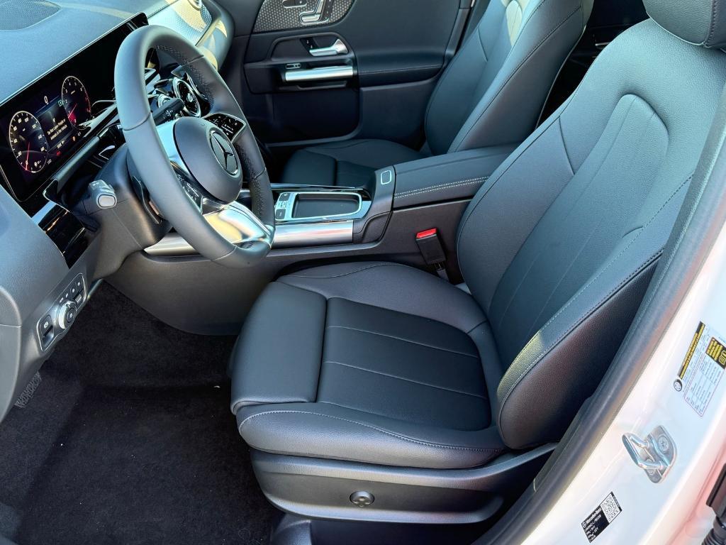 new 2026 Mercedes-Benz GLA 250 car, priced at $45,130