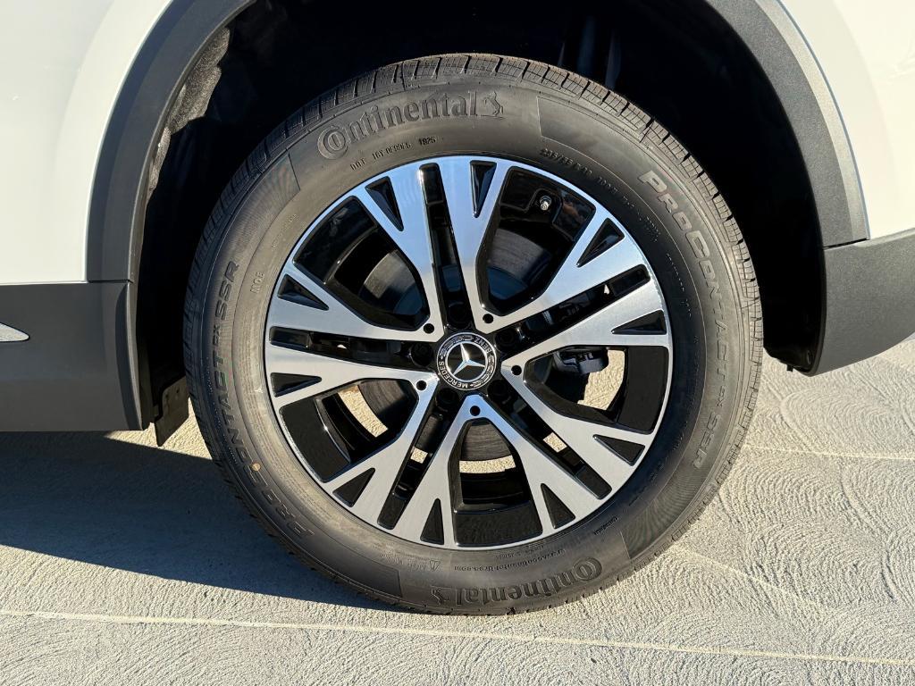 new 2026 Mercedes-Benz GLA 250 car, priced at $45,130