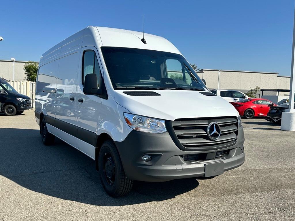 new 2025 Mercedes-Benz Sprinter 2500 car, priced at $68,218