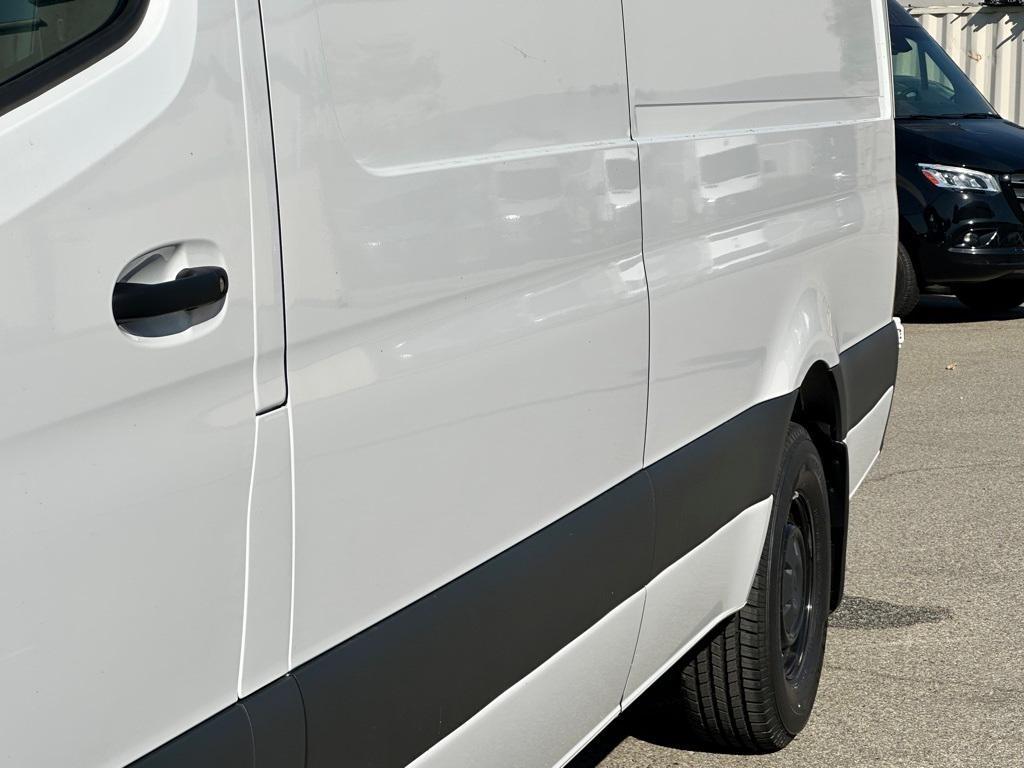 new 2025 Mercedes-Benz Sprinter 2500 car, priced at $68,218