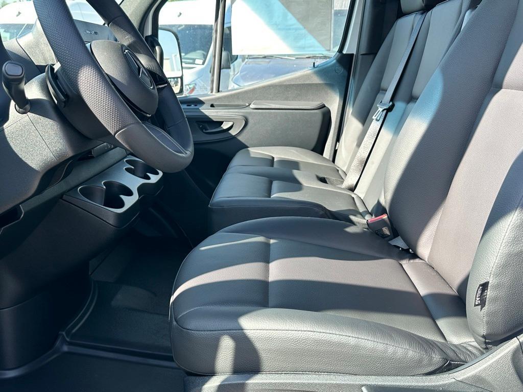 new 2025 Mercedes-Benz Sprinter 2500 car, priced at $68,218
