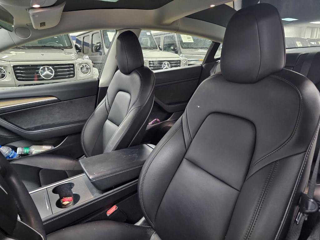 used 2022 Tesla Model 3 car, priced at $25,999