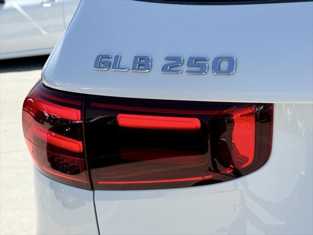 new 2024 Mercedes-Benz GLB 250 car, priced at $49,790