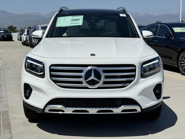 new 2024 Mercedes-Benz GLB 250 car, priced at $49,790