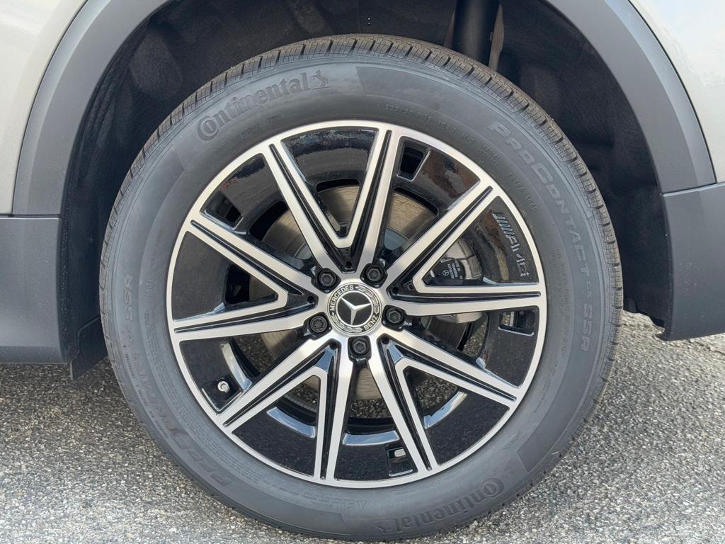 new 2024 Mercedes-Benz EQB 300 car, priced at $68,200