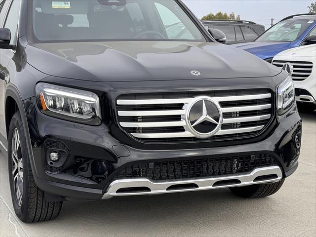 new 2024 Mercedes-Benz GLB 250 car, priced at $46,270