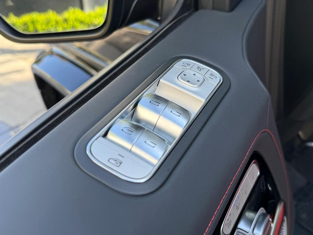 new 2025 Mercedes-Benz AMG G 63 car, priced at $206,235