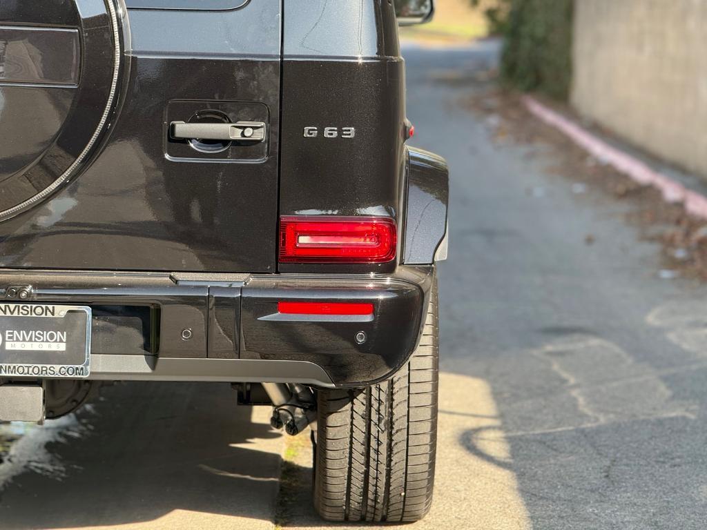 new 2025 Mercedes-Benz AMG G 63 car, priced at $206,235