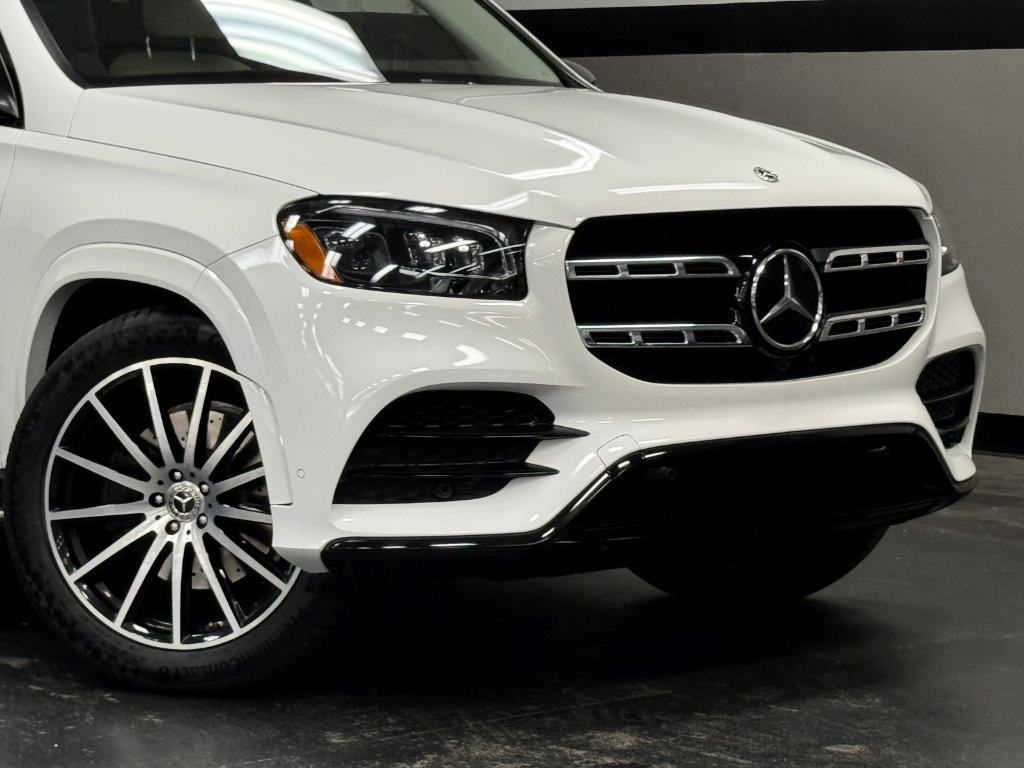 used 2023 Mercedes-Benz GLS 450 car, priced at $58,888