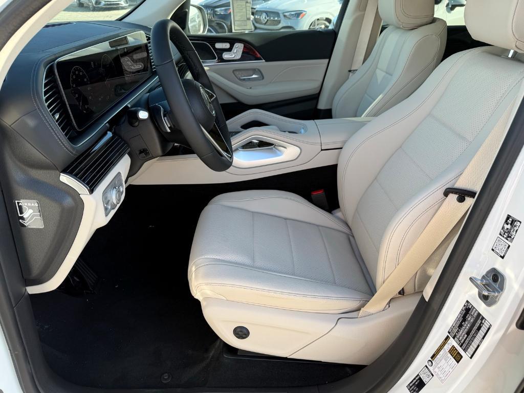 new 2026 Mercedes-Benz GLE 450 car, priced at $83,550
