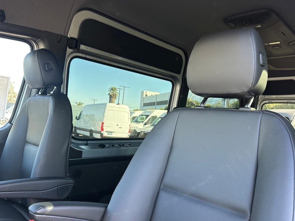 new 2025 Mercedes-Benz Sprinter 2500 car, priced at $80,198