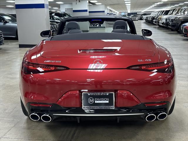 new 2024 Mercedes-Benz AMG SL 43 car, priced at $117,985