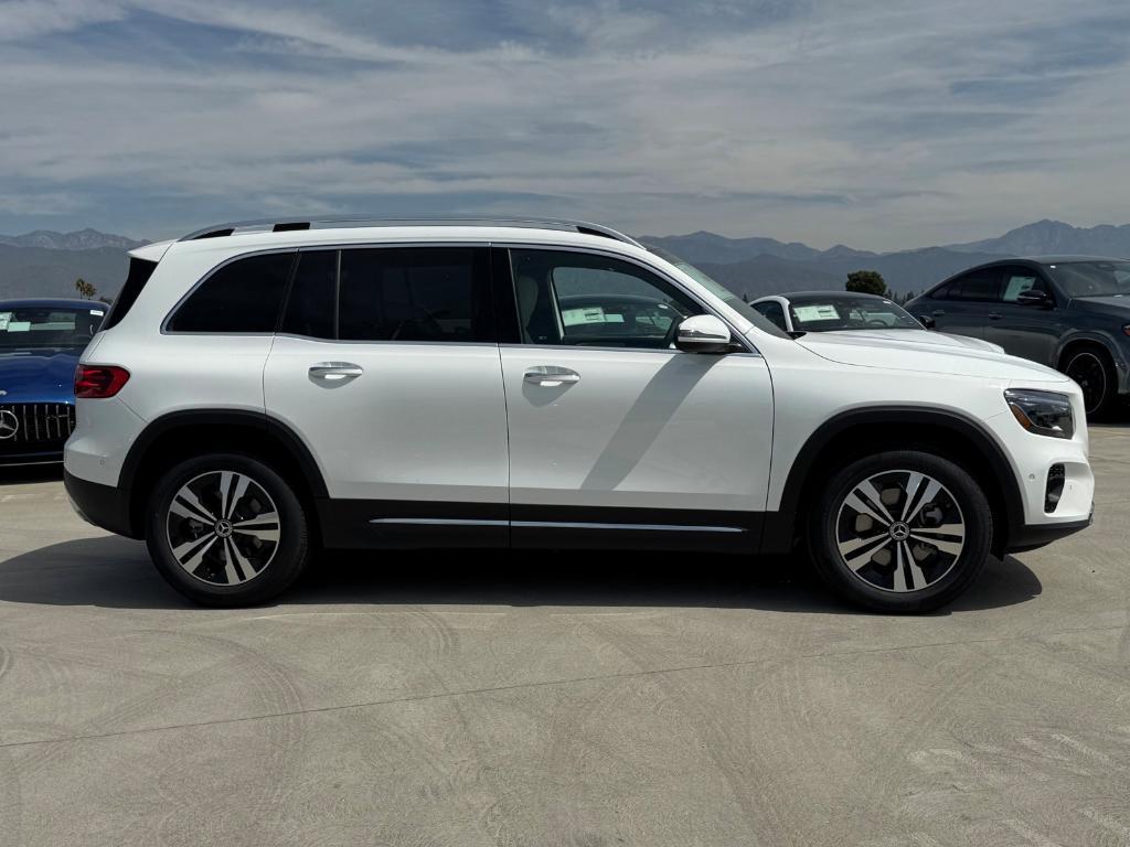 new 2026 Mercedes-Benz GLB 250 car, priced at $49,990