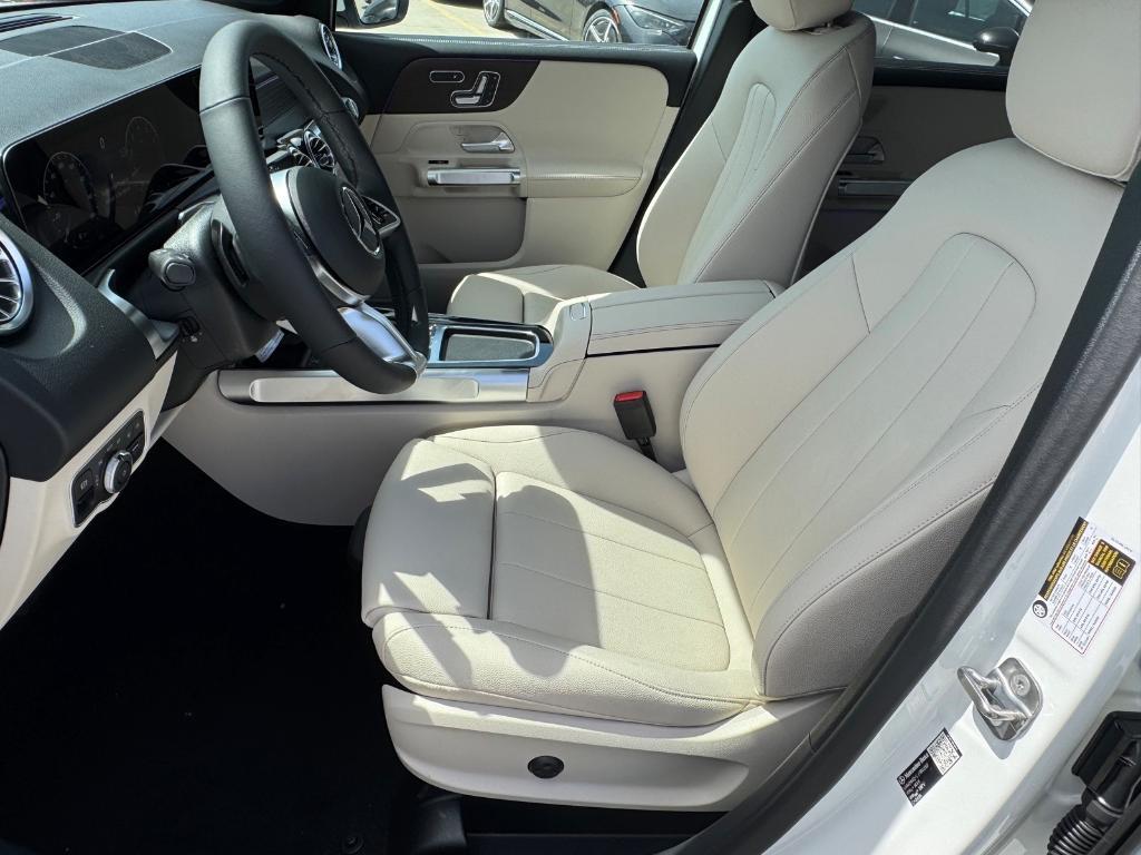 new 2026 Mercedes-Benz GLB 250 car, priced at $49,990