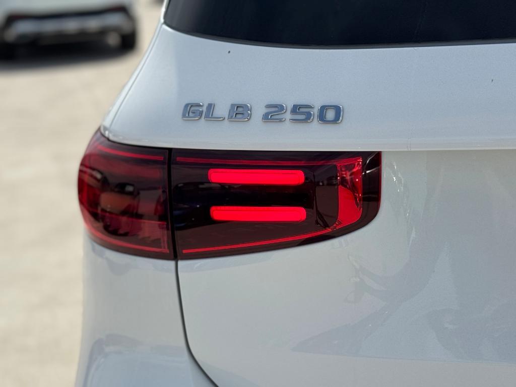 new 2026 Mercedes-Benz GLB 250 car, priced at $49,990